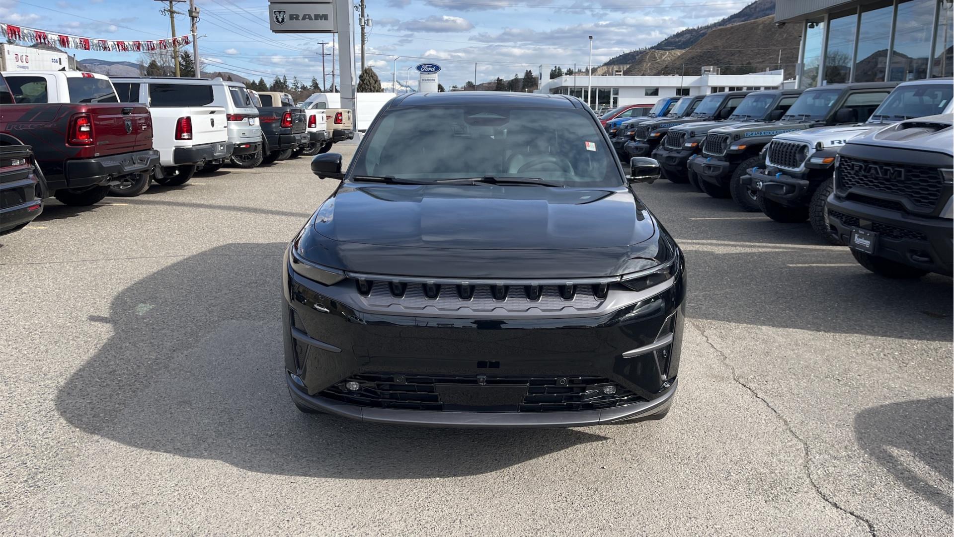2024 Jeep Wagoneer S