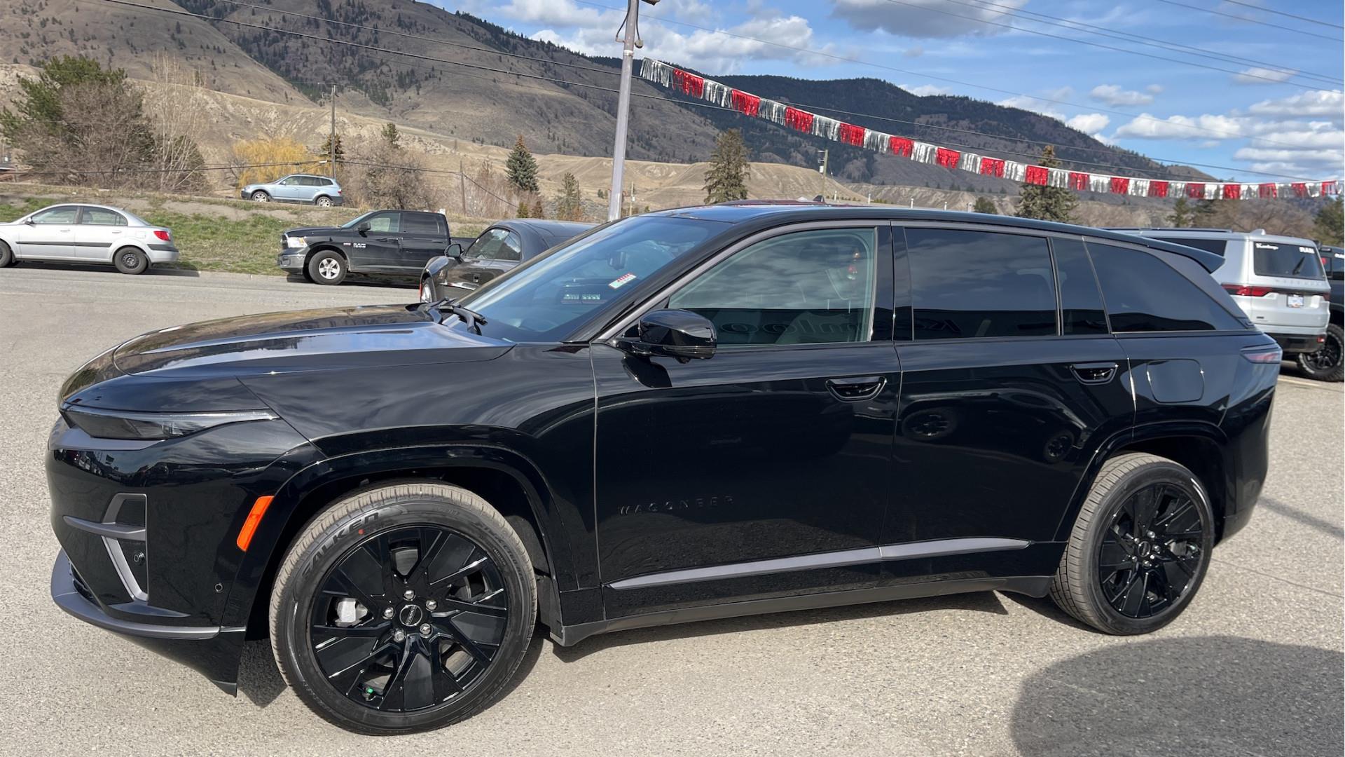 2024 Jeep Wagoneer S