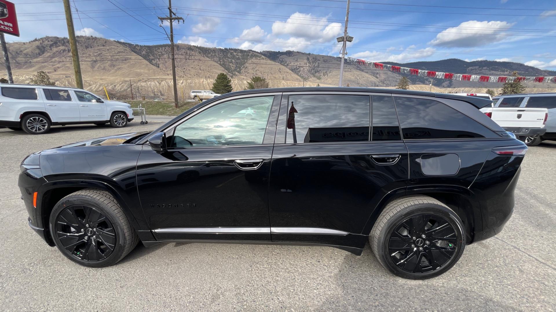 2024 Jeep Wagoneer S