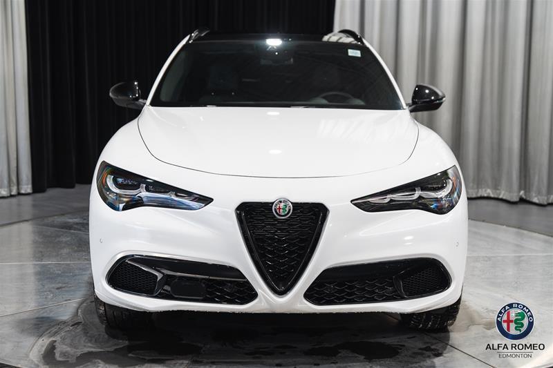 2025 Alfa Romeo Stelvio