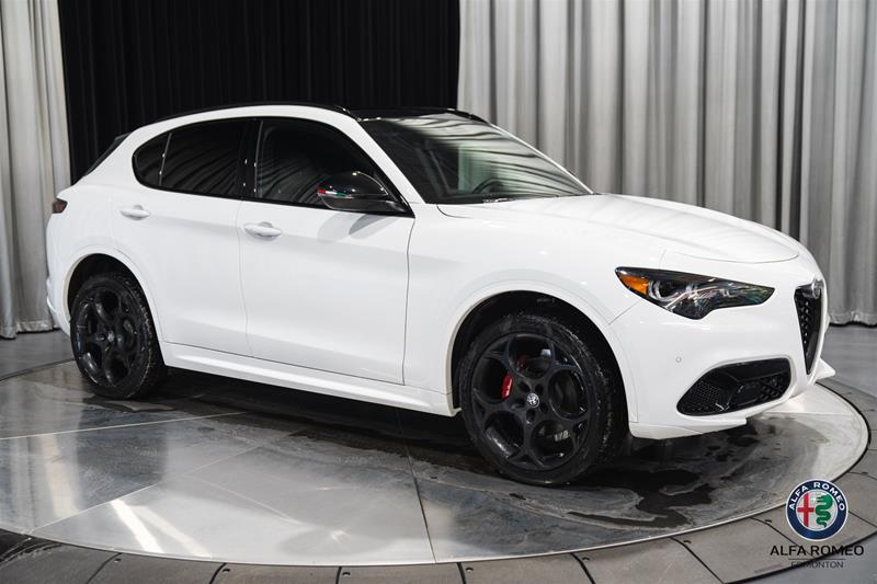 2025 Alfa Romeo Stelvio