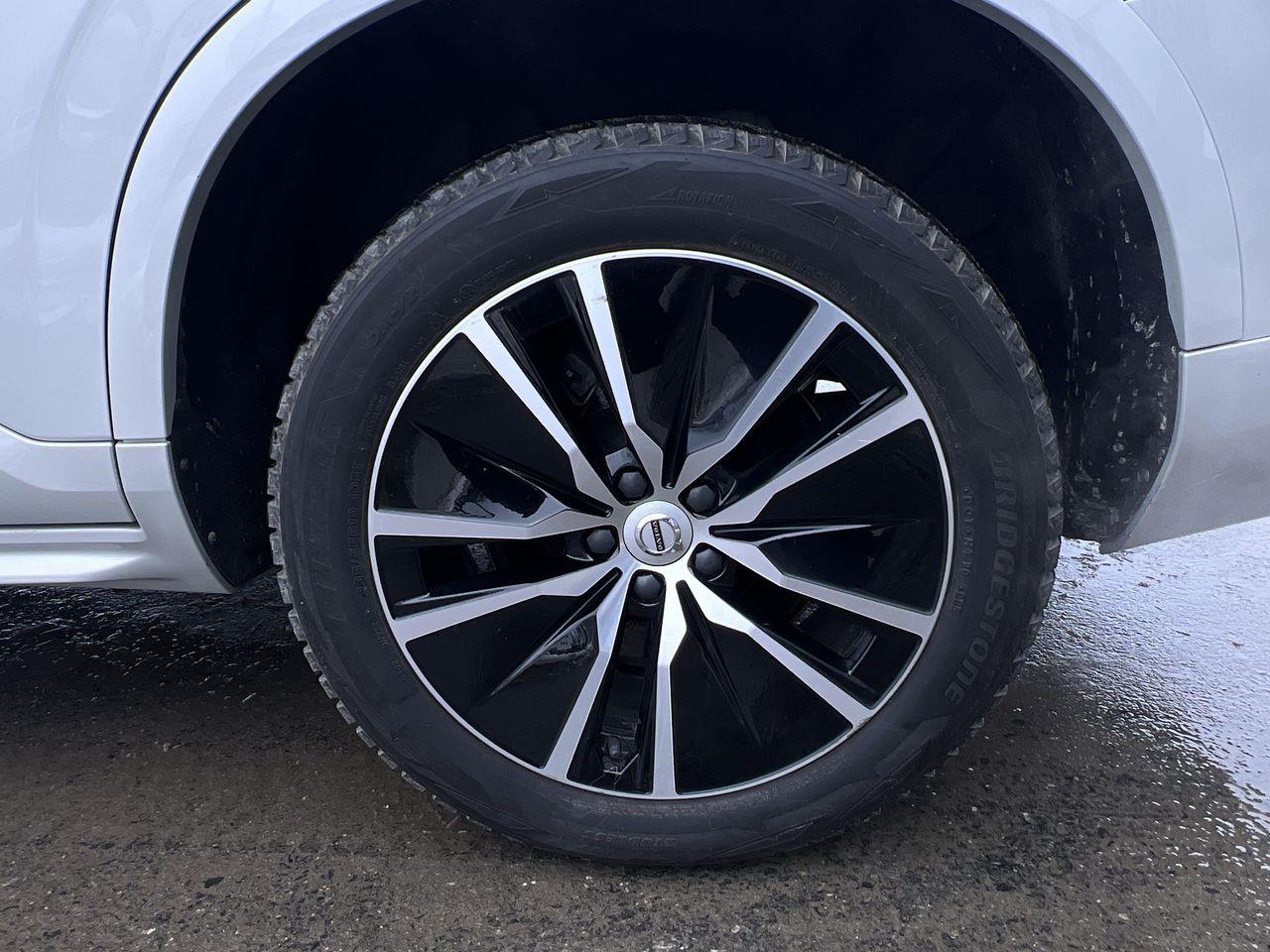 2020 Volvo XC90 Hybrid