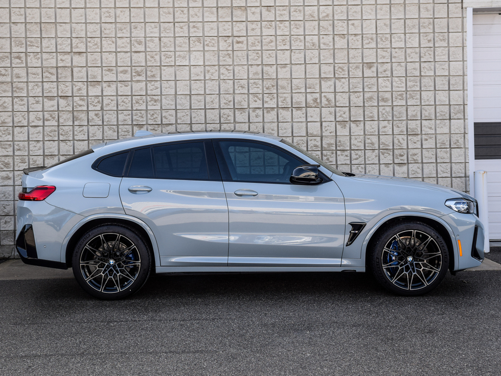 2023 BMW X4 M