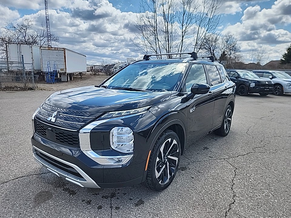 2023 Mitsubishi Outlander Plug-In Hybrid