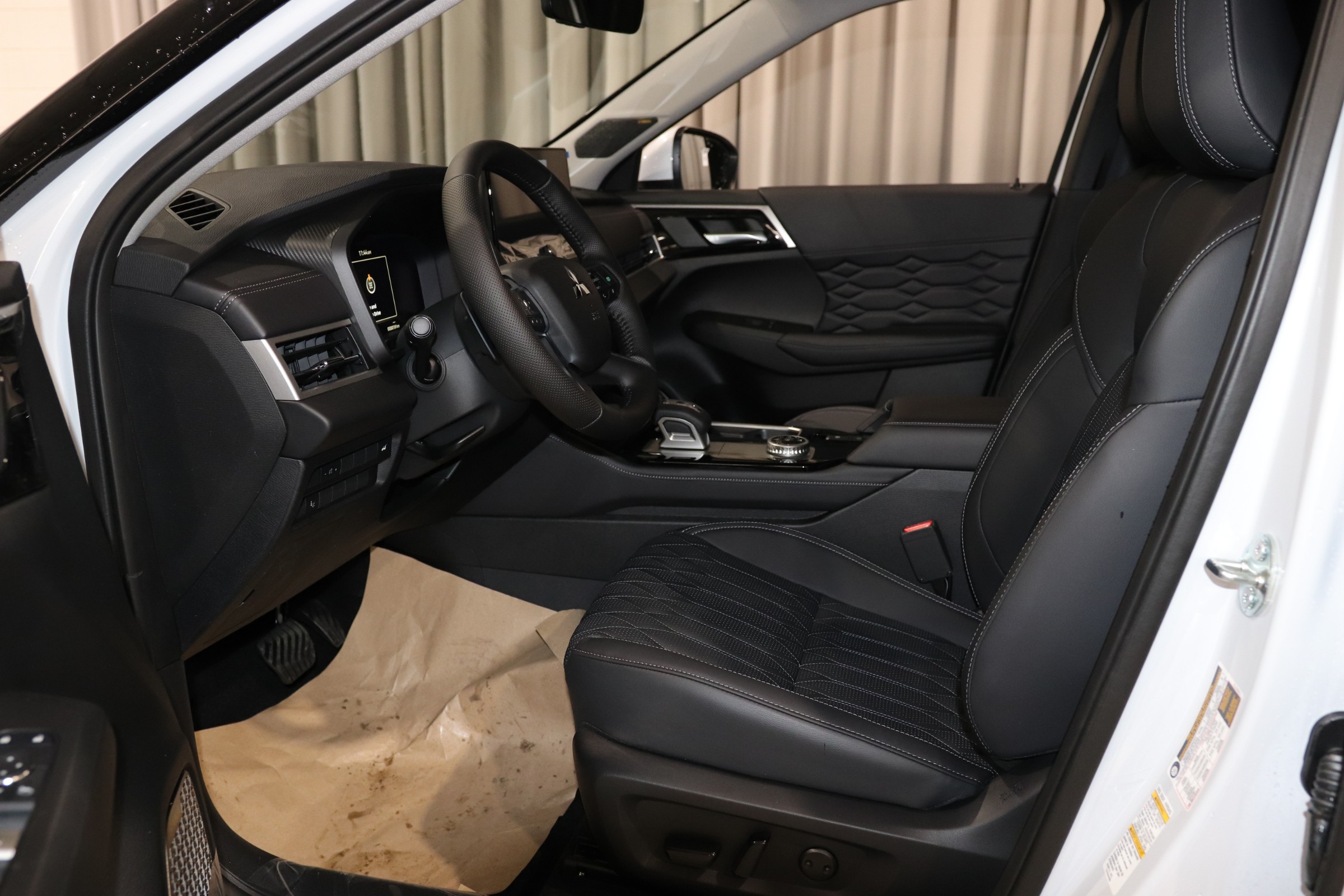 2025 Mitsubishi Outlander