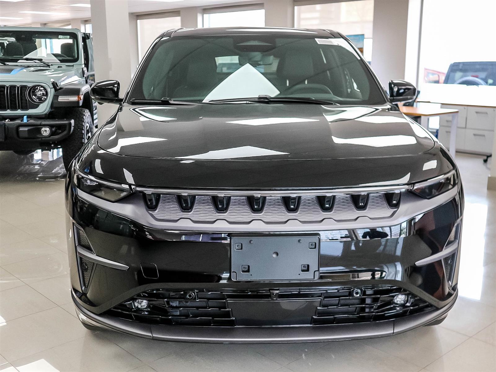 2025 Jeep Wagoneer S