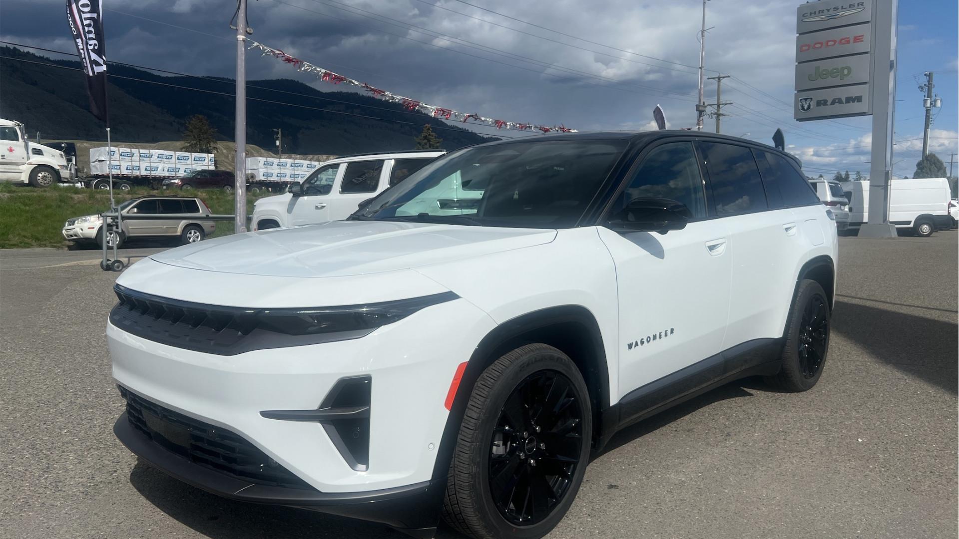 2024 Jeep Wagoneer S