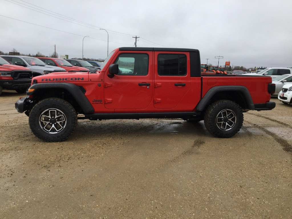 2024 Jeep Gladiator