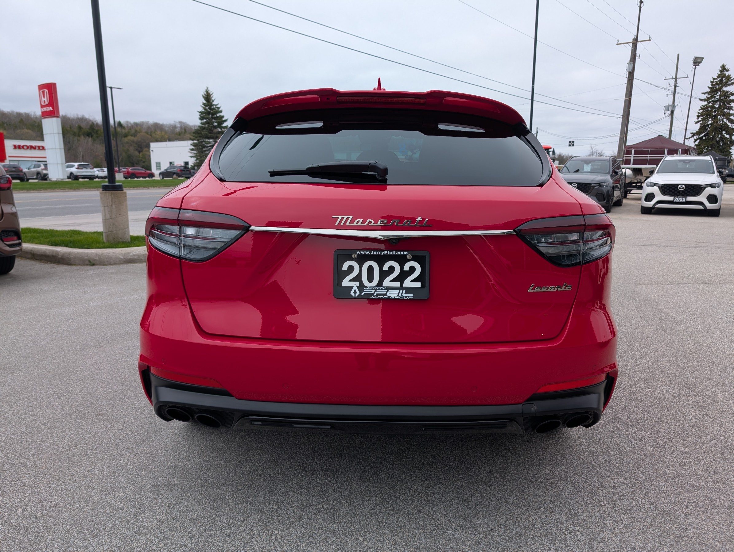 2022 Maserati Levante