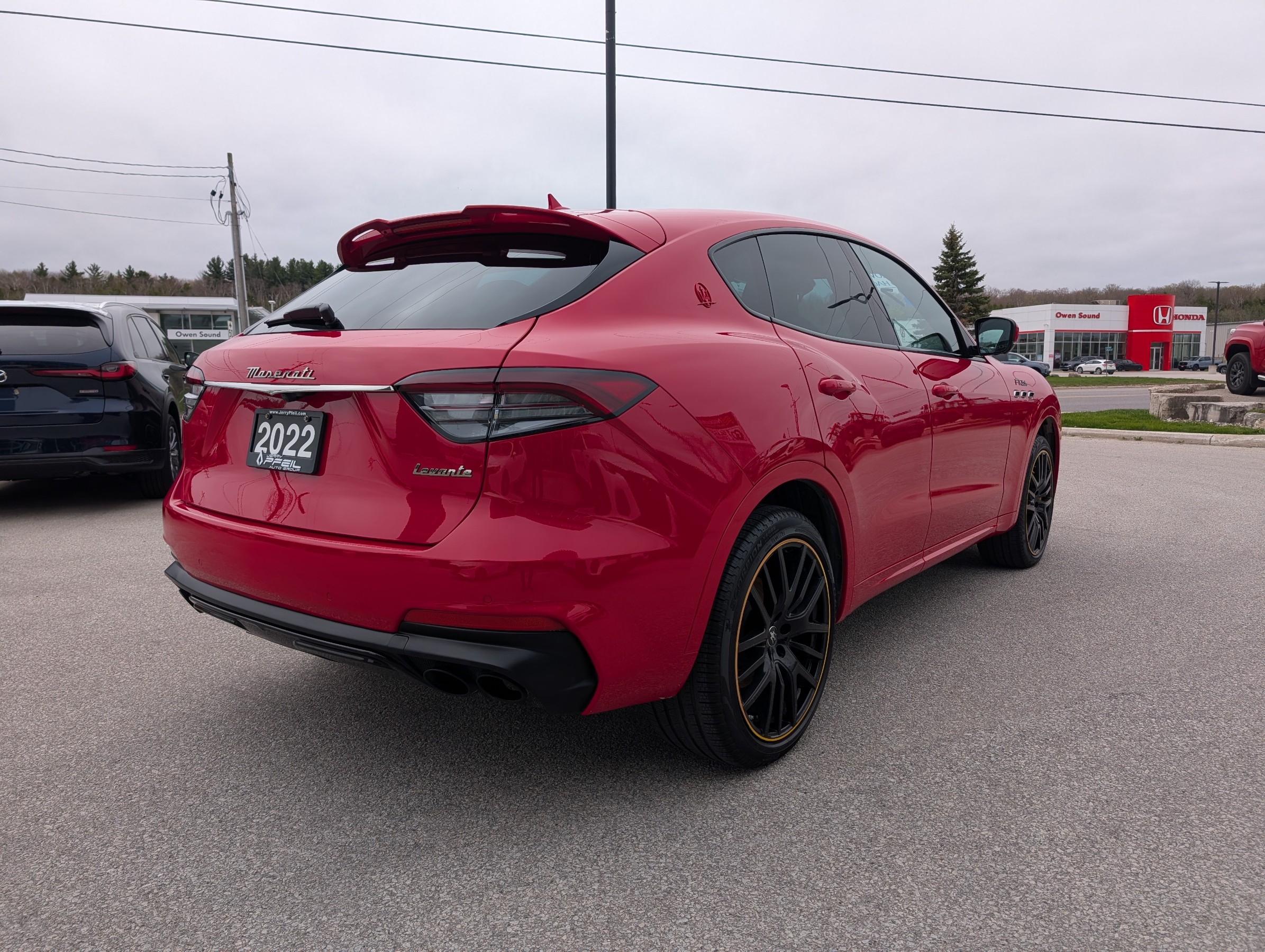 2022 Maserati Levante