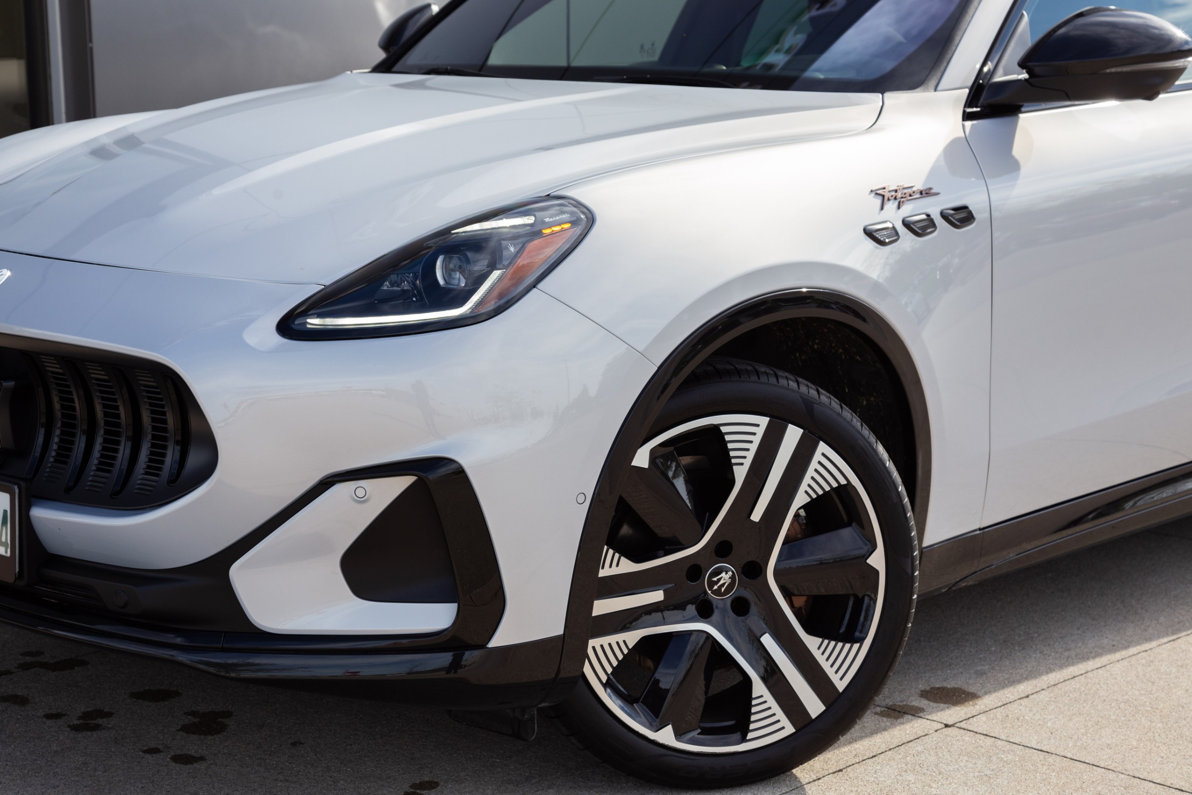 2025 Maserati Grecale Folgore