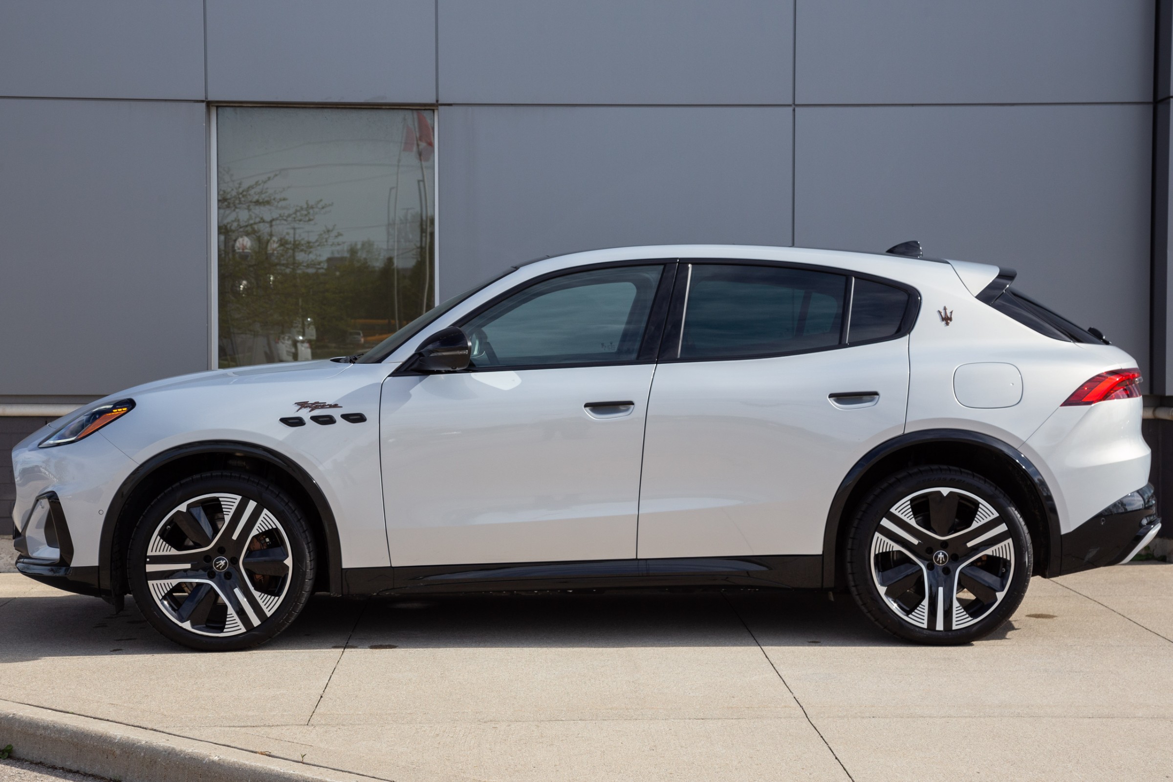 2025 Maserati Grecale Folgore