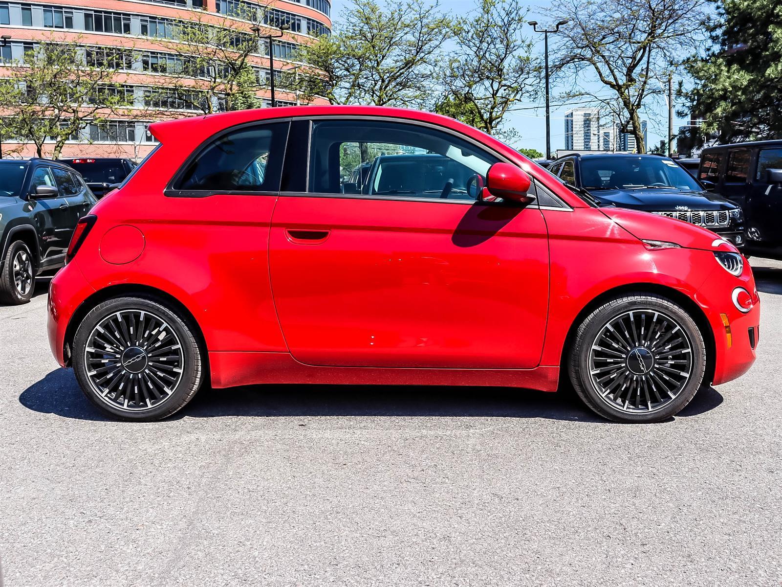 2024 FIAT 500e
