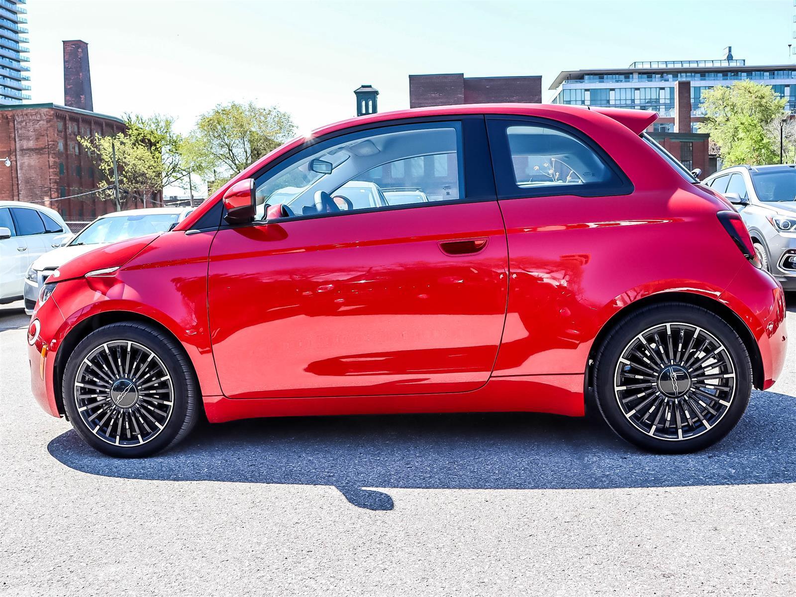 2024 FIAT 500e
