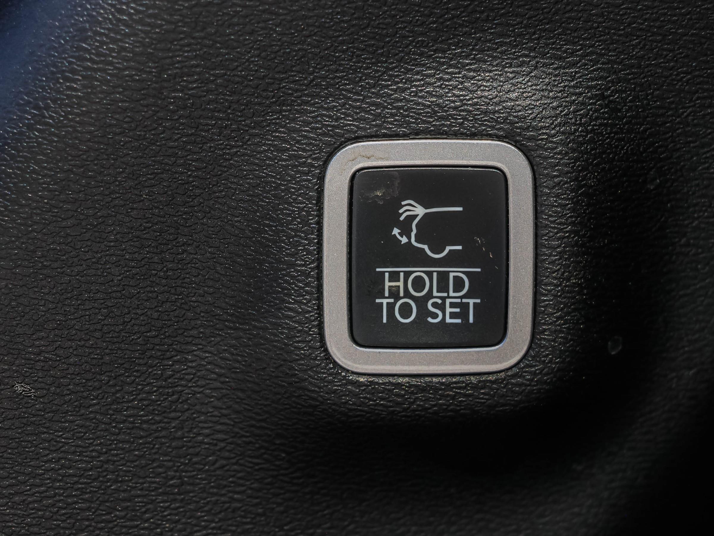 2025 Jeep Wagoneer S