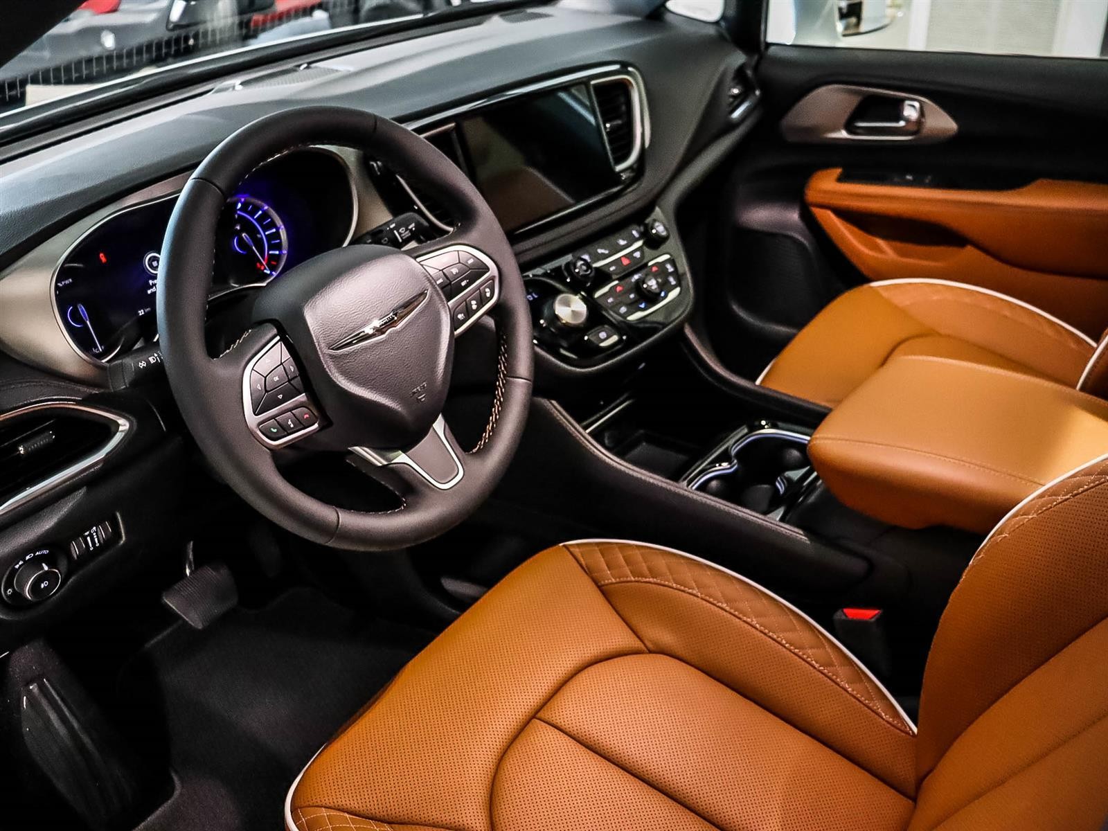 2024 Chrysler Pacifica Hybrid