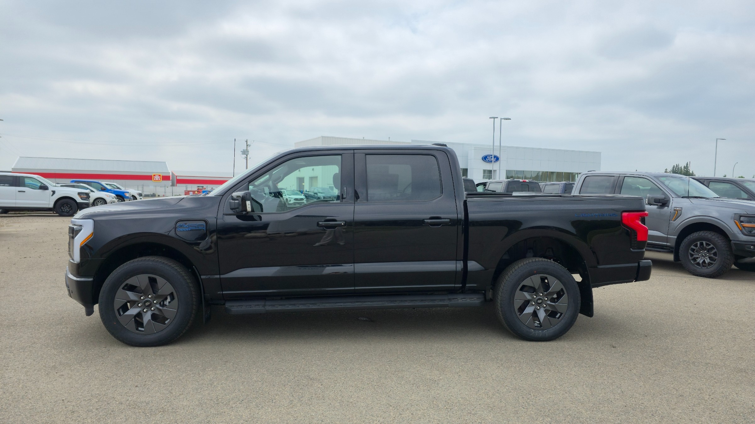 2025 Ford F-150 Lightning