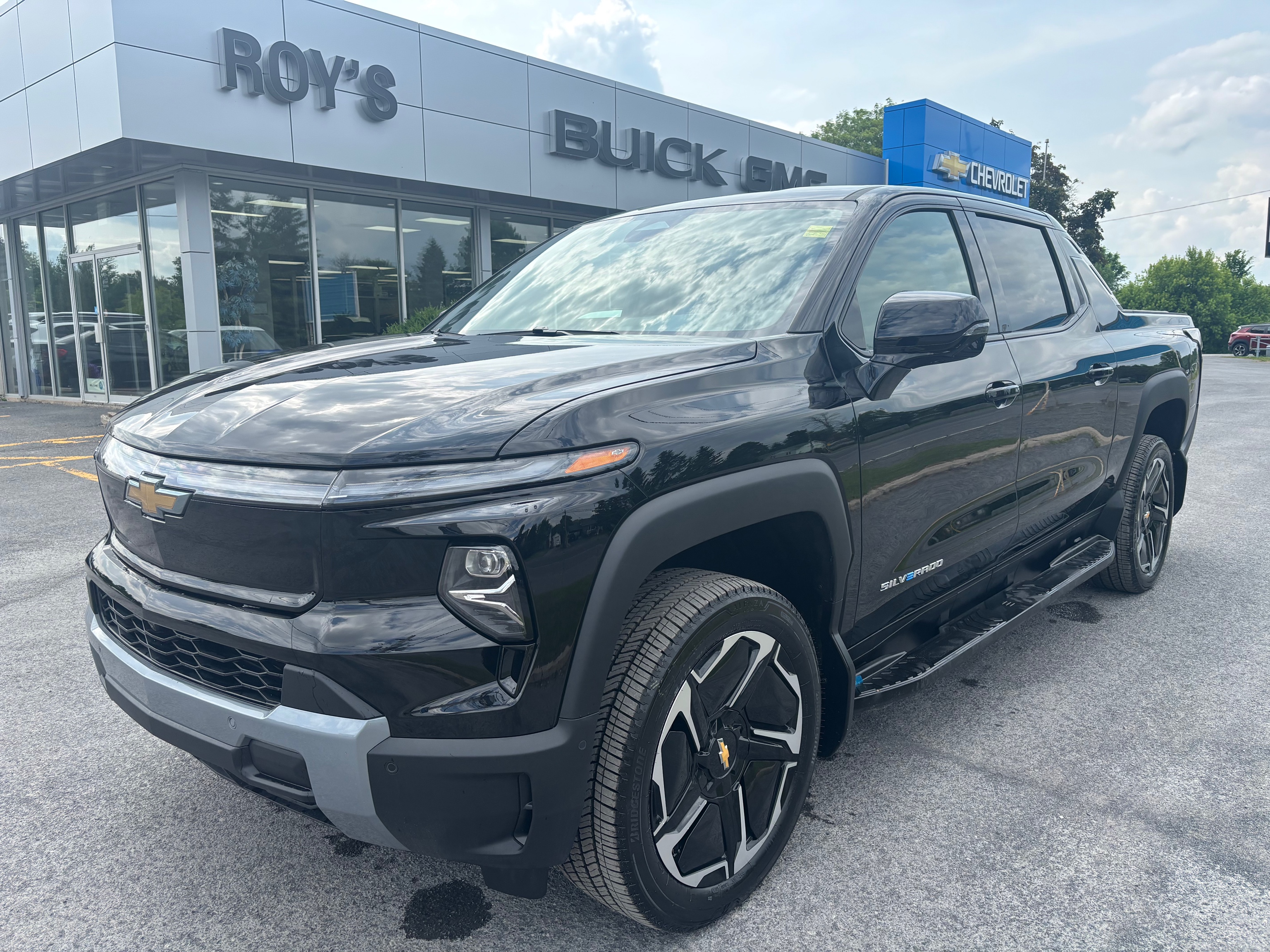 2025 Chevrolet Silverado EV