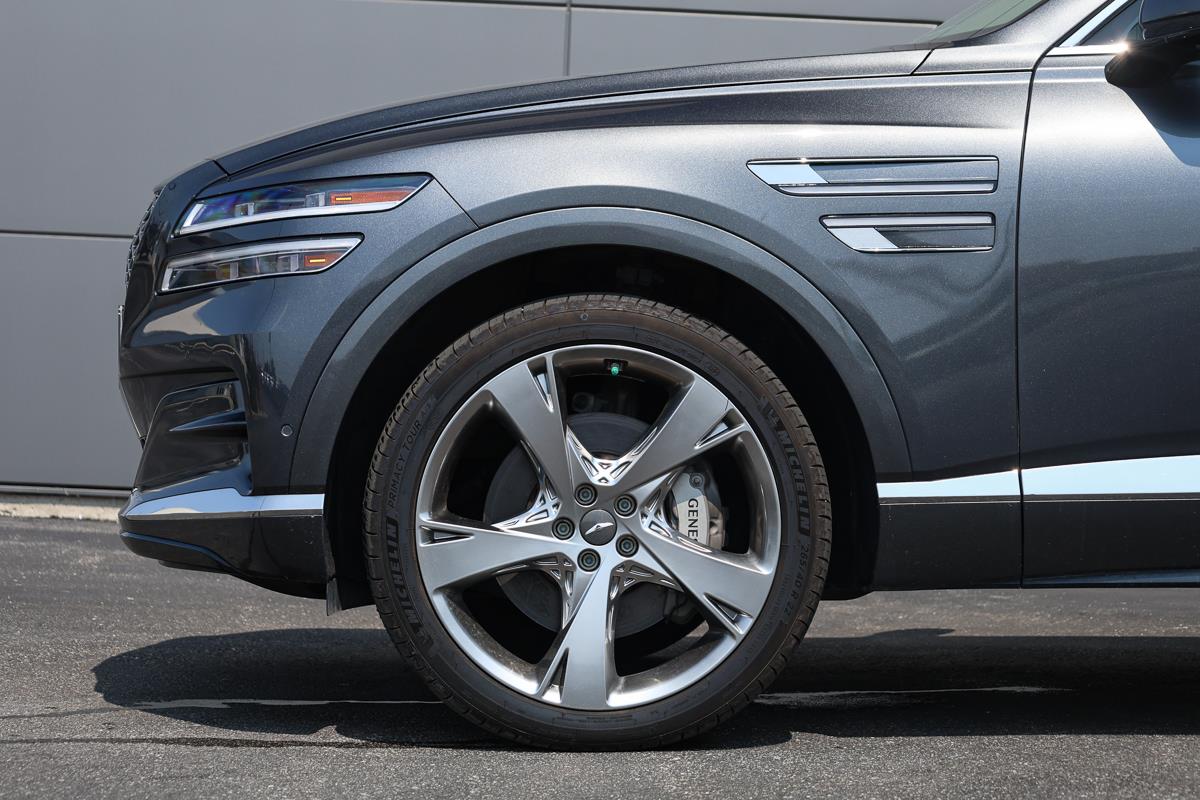 2023 Genesis GV80