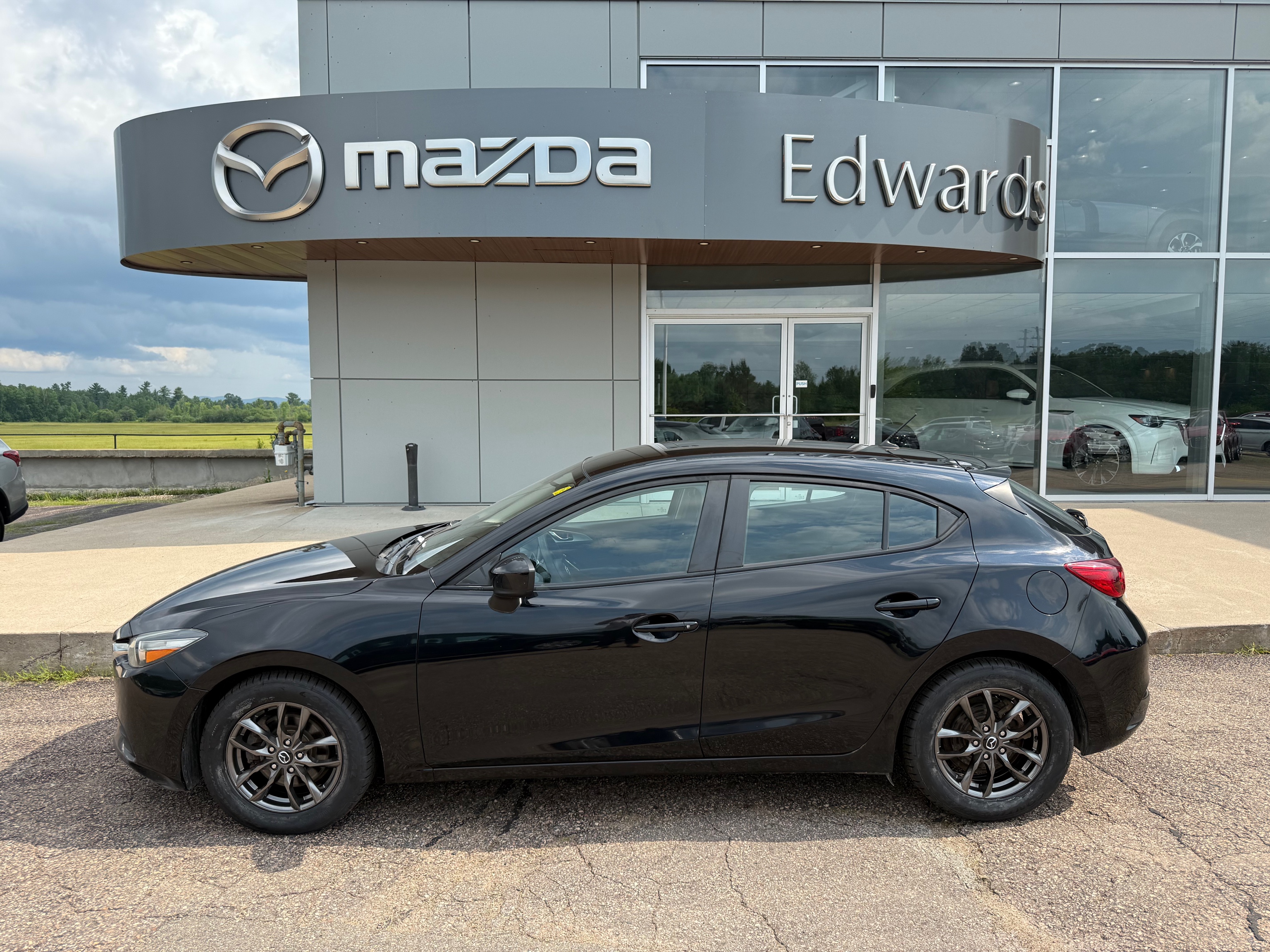 2017 Mazda Mazda3 Sport