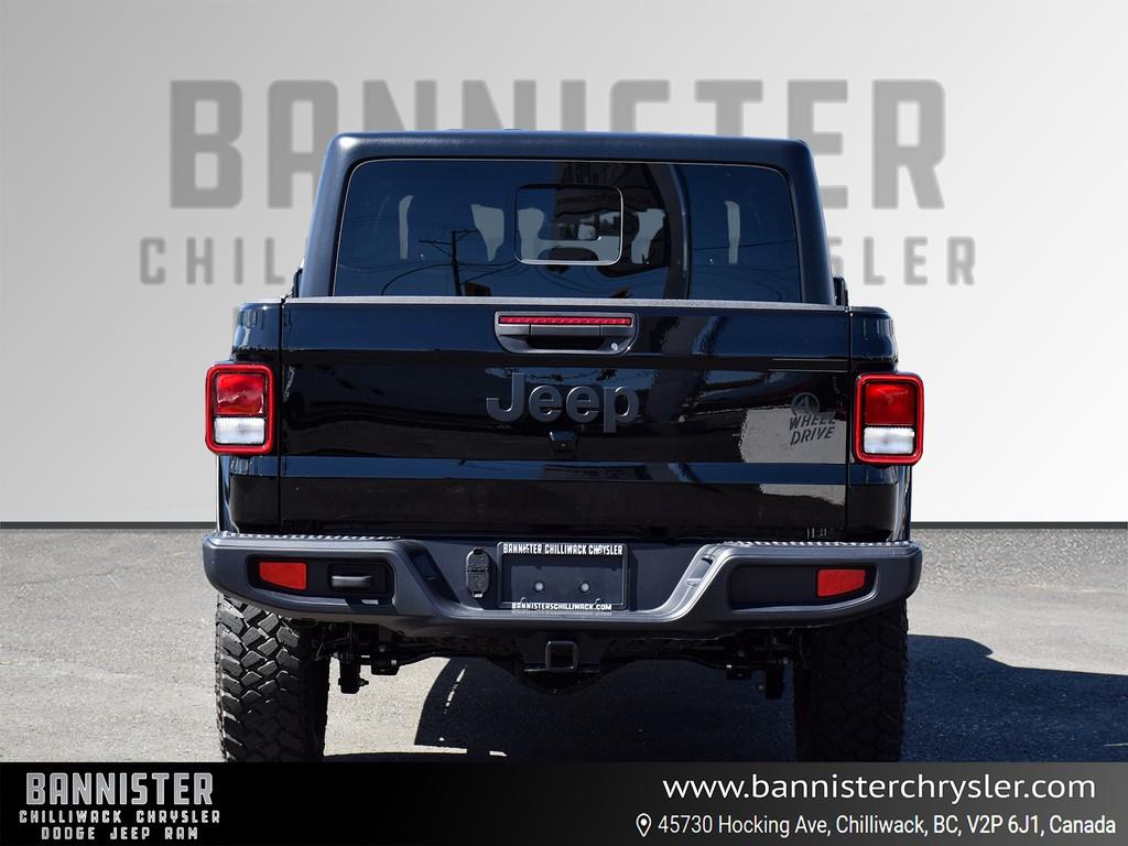 2024 Jeep Gladiator