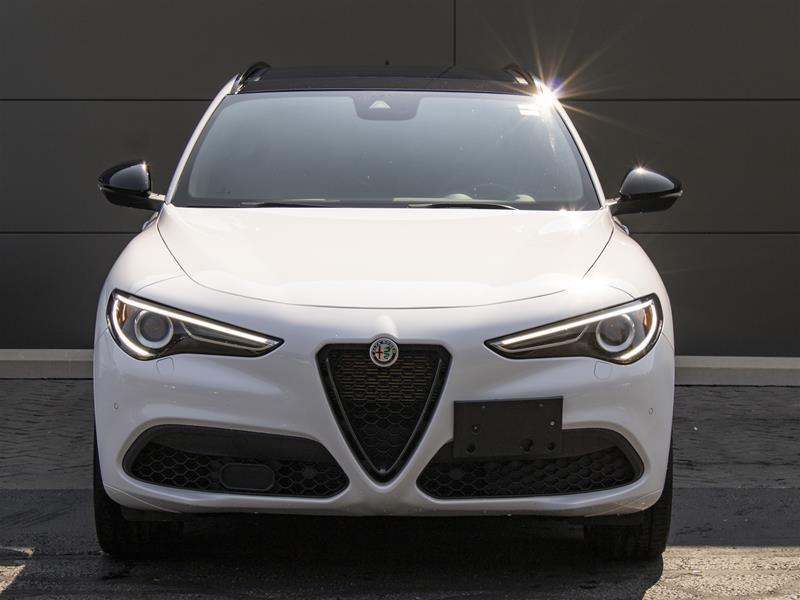 2022 Alfa Romeo Stelvio