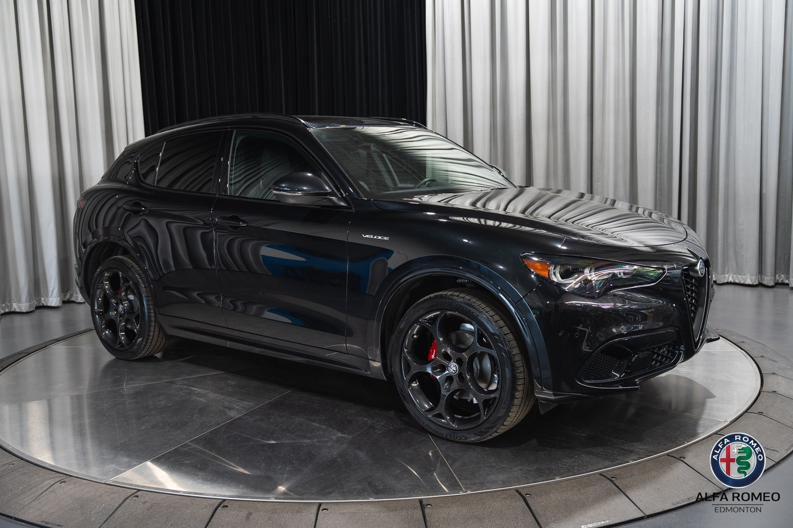 2025 Alfa Romeo Stelvio