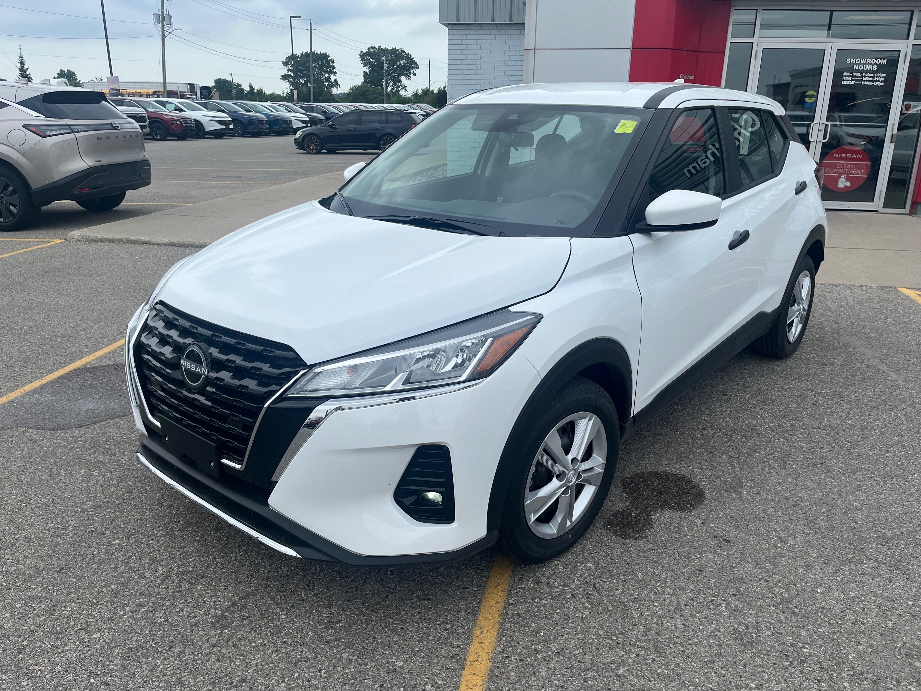 2025 Nissan Kicks Play