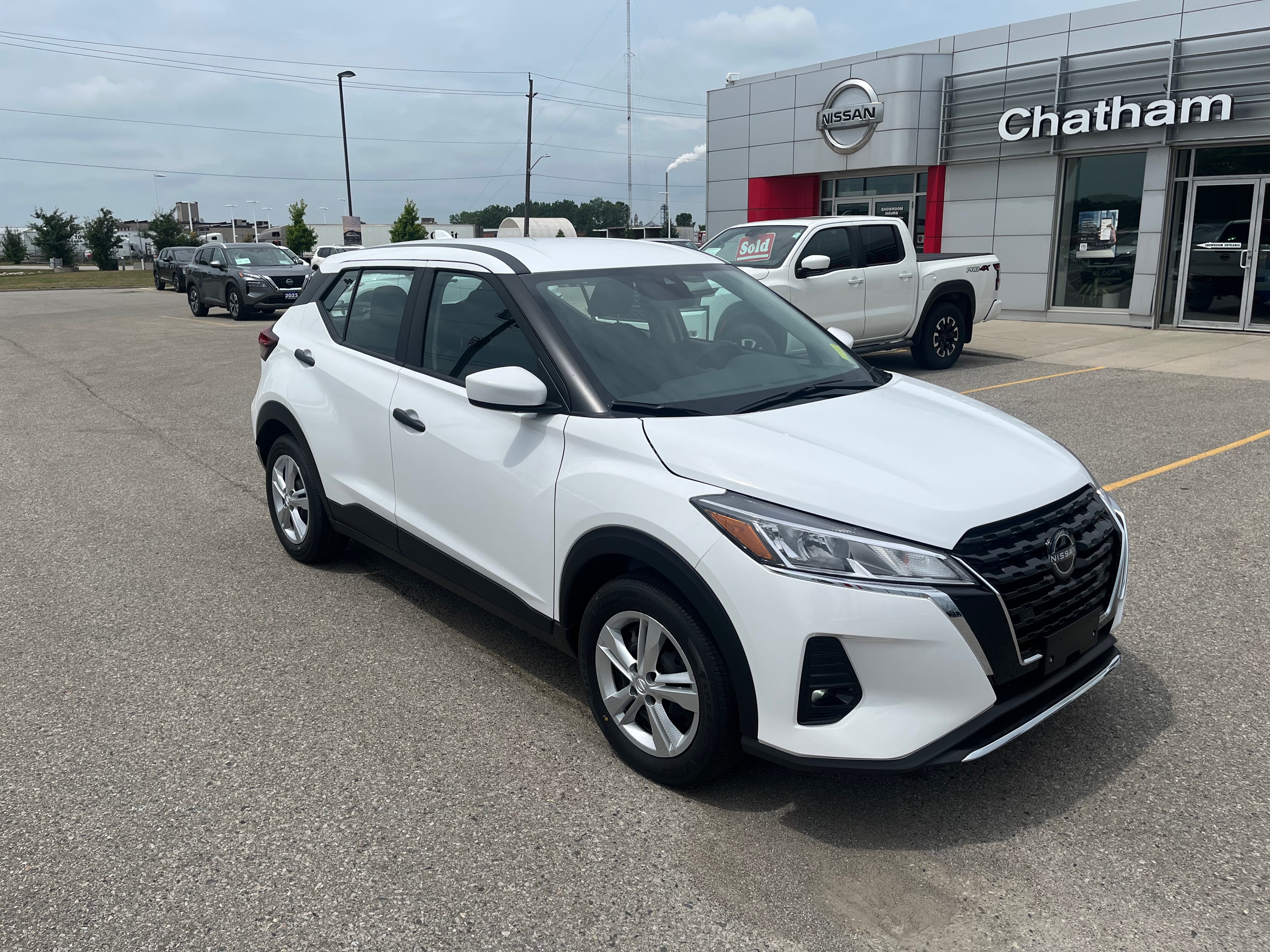 2025 Nissan Kicks Play