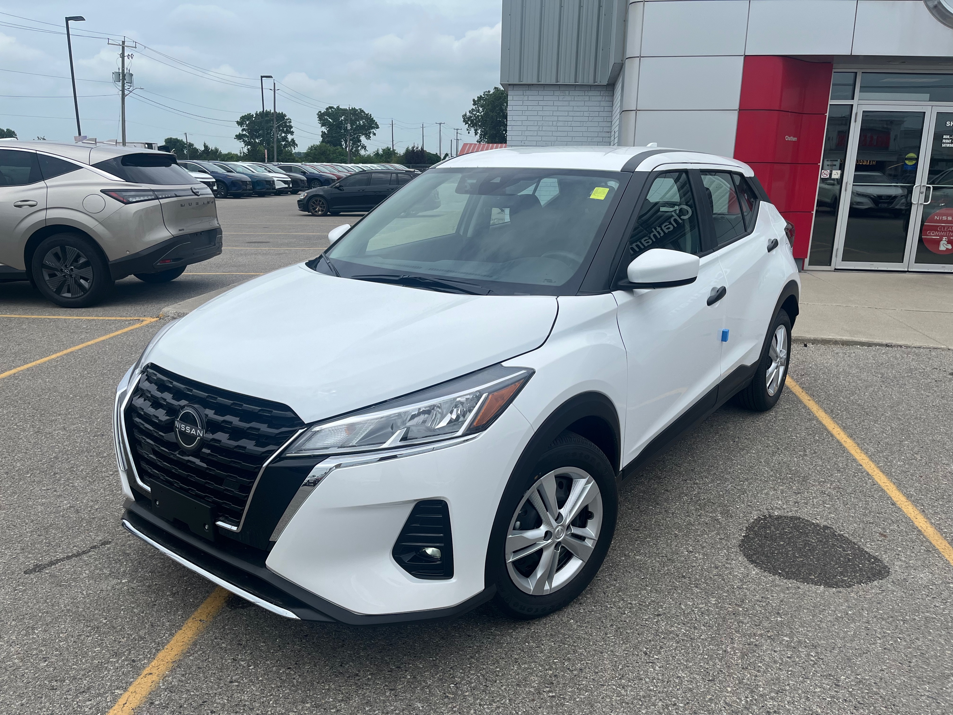 2025 Nissan Kicks Play