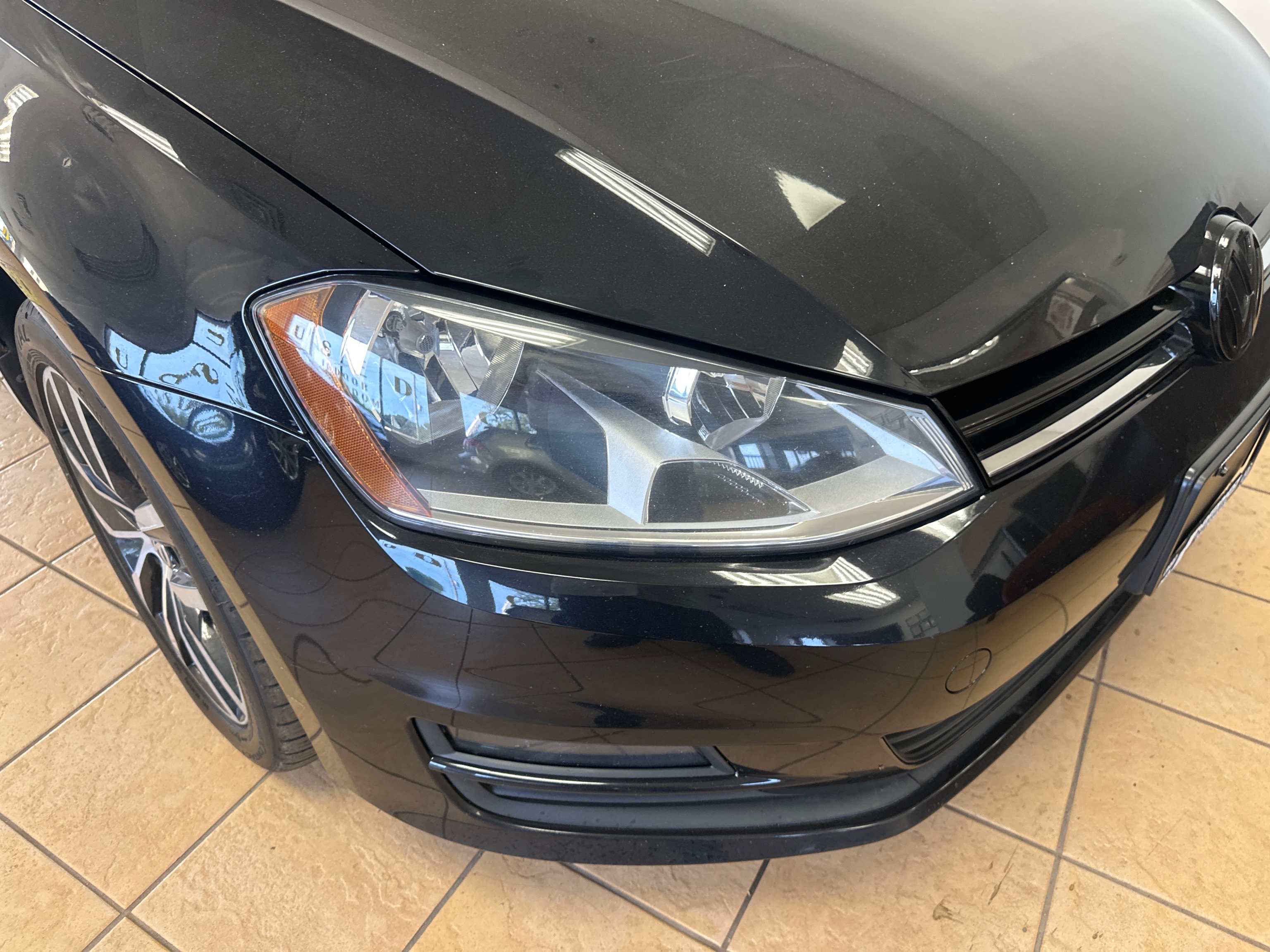 2017 Volkswagen Golf SportWagen