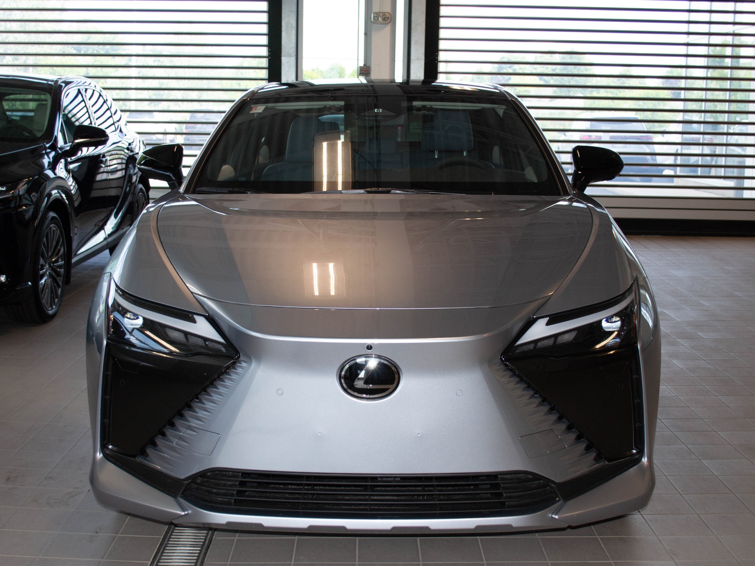 2025 Lexus RZ 450e