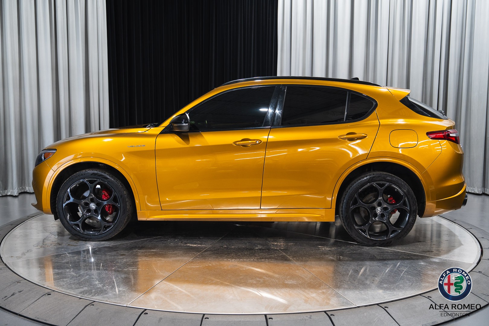 2022 Alfa Romeo Stelvio
