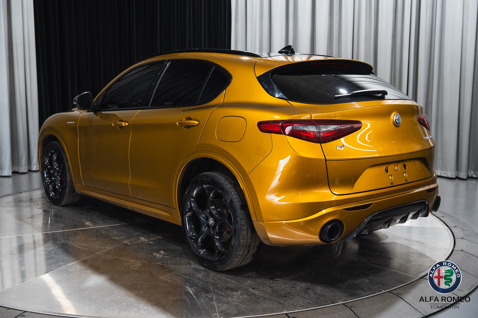 2022 Alfa Romeo Stelvio