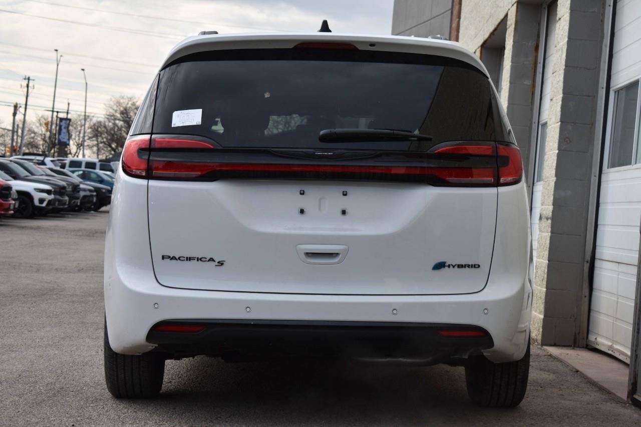 2024 Chrysler Pacifica Hybrid