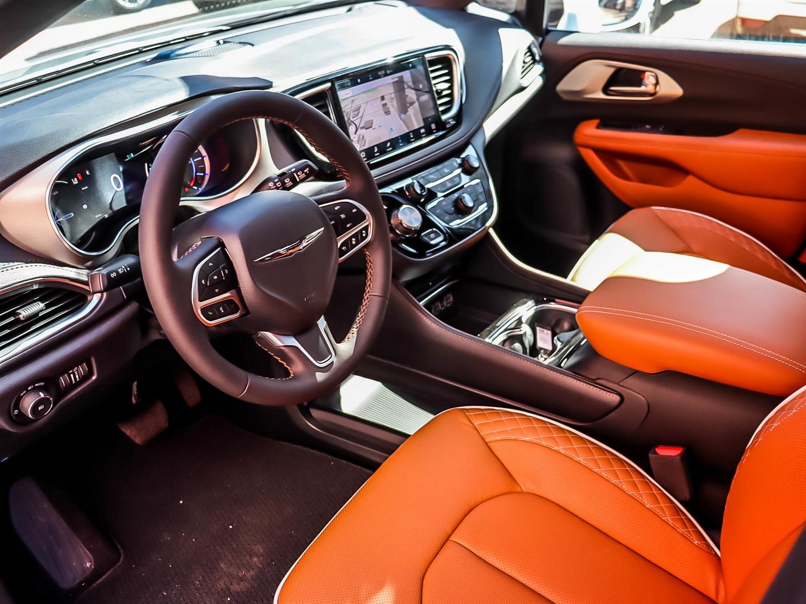 2024 Chrysler Pacifica Hybrid