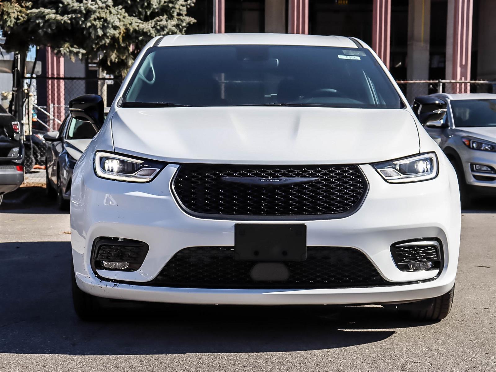 2024 Chrysler Pacifica Hybrid