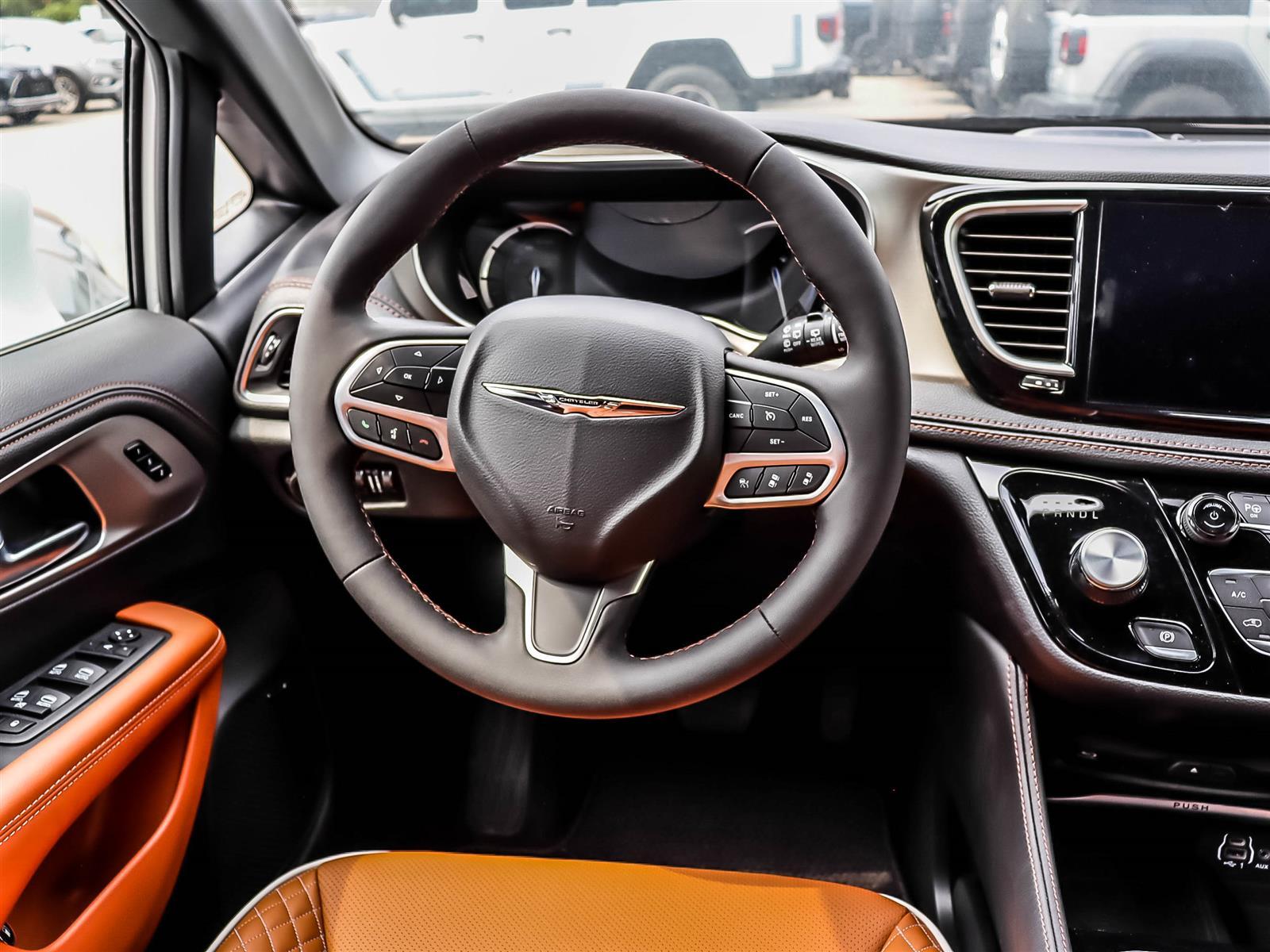 2024 Chrysler Pacifica Hybrid