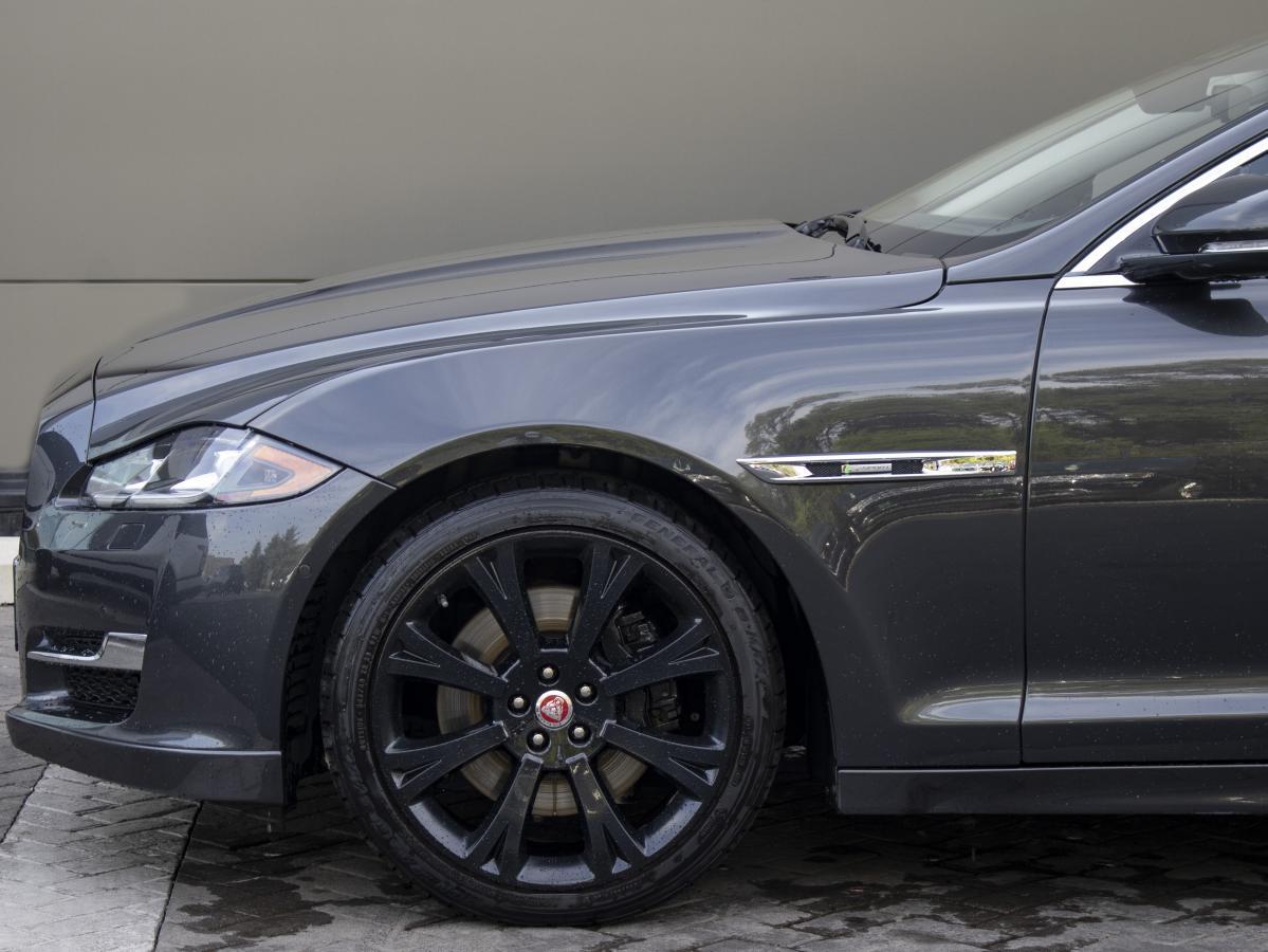 2018 Jaguar XJ