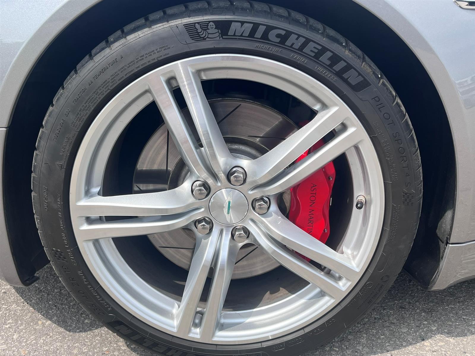 2009 Aston Martin Vantage