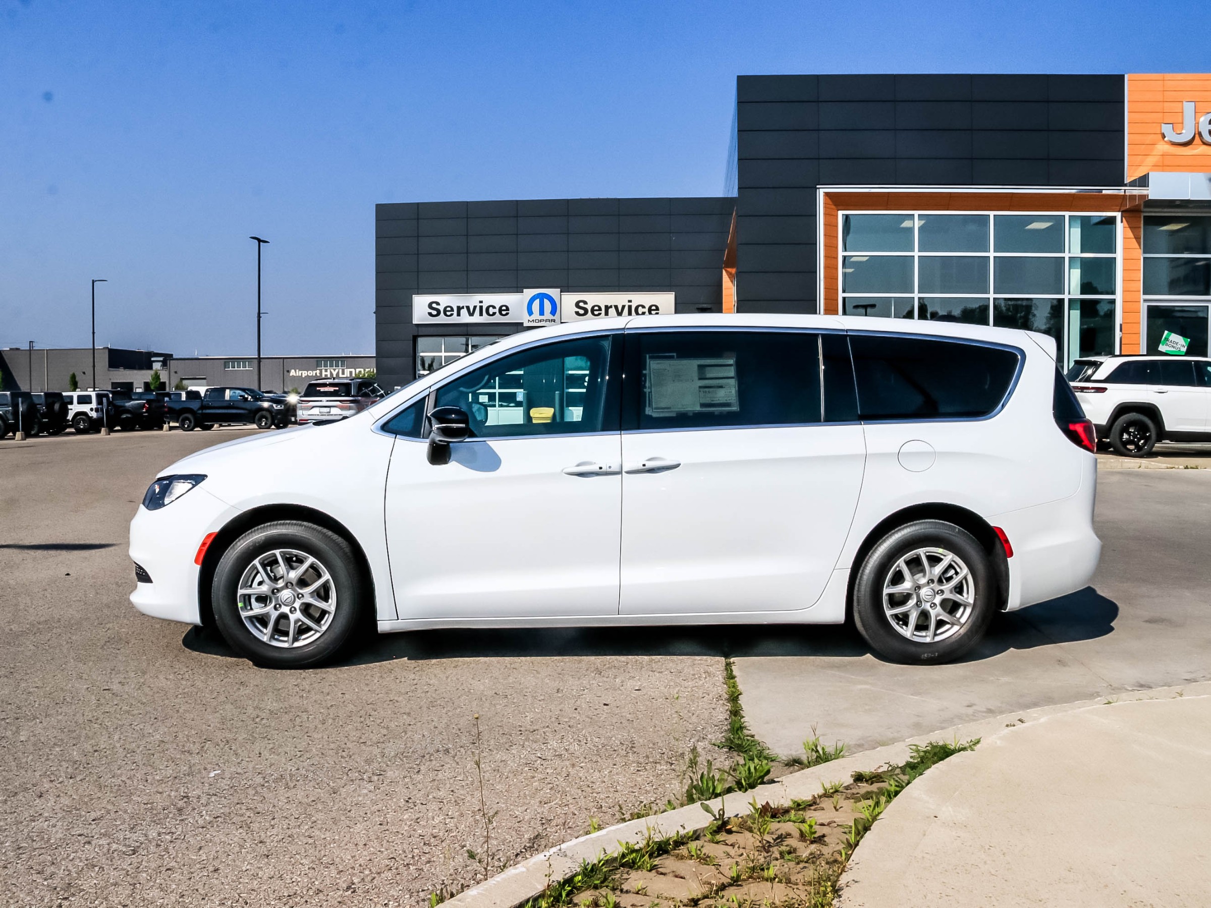 2025 Chrysler Grand Caravan