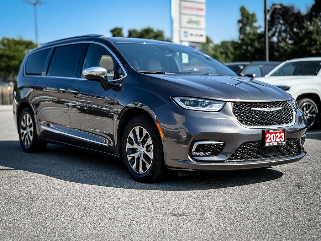 2023 Chrysler Pacifica Hybrid