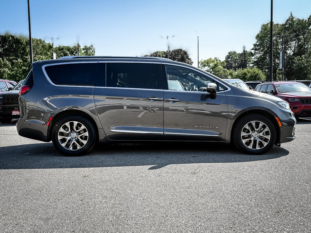 2023 Chrysler Pacifica Hybrid