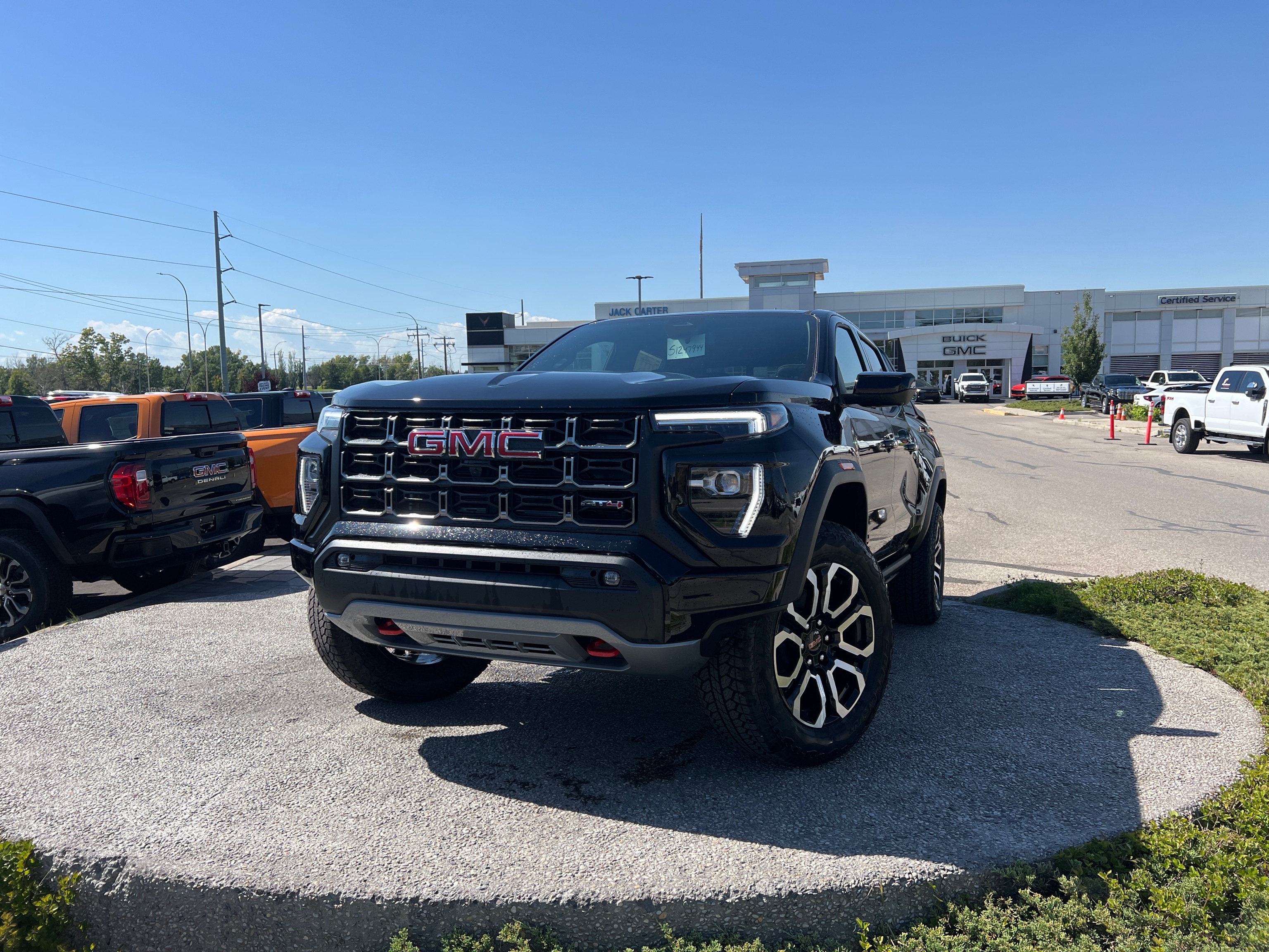 2025 GMC Canyon