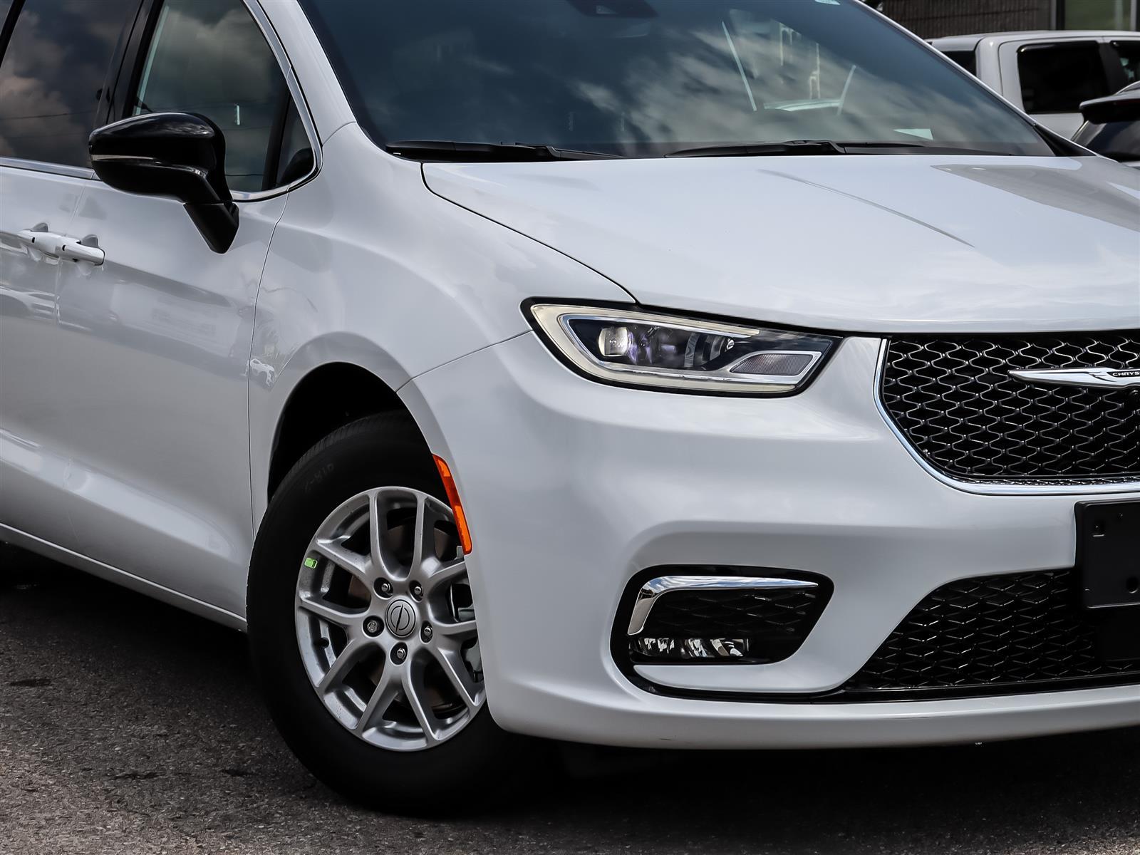 2026 Chrysler Pacifica