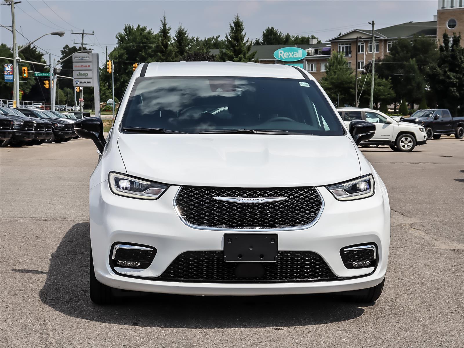 2026 Chrysler Pacifica