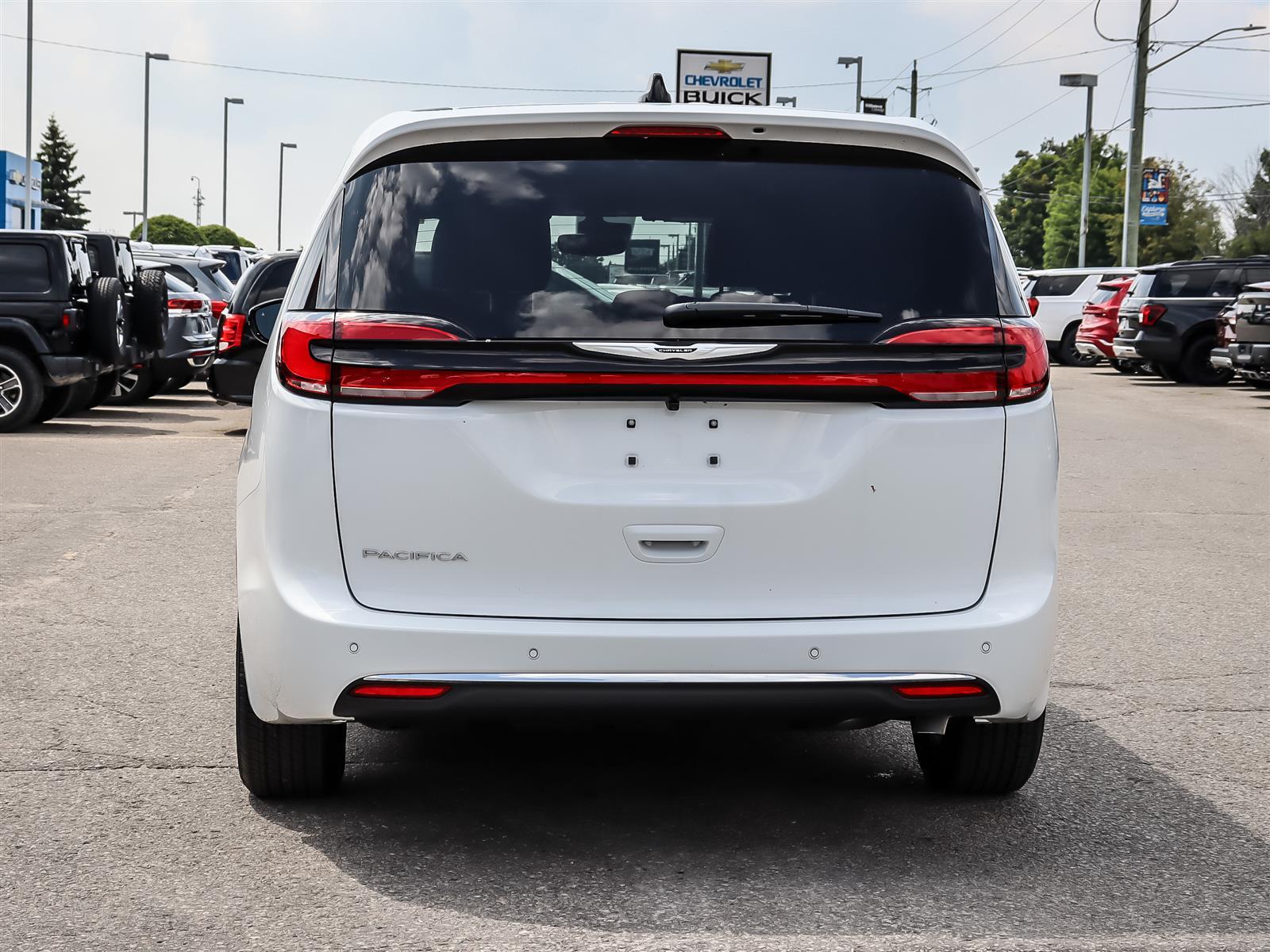 2026 Chrysler Pacifica