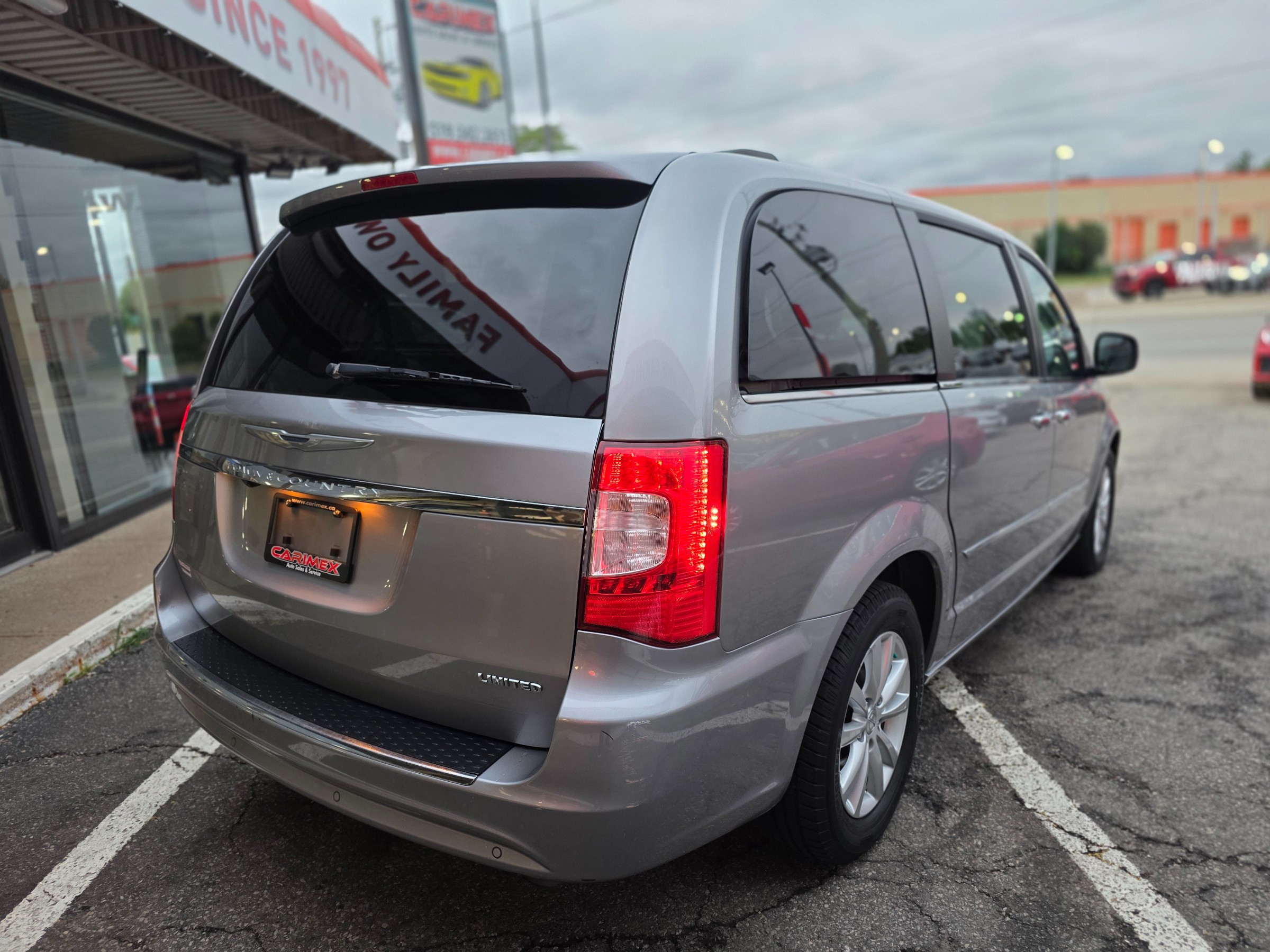 2016 Chrysler Town & Country