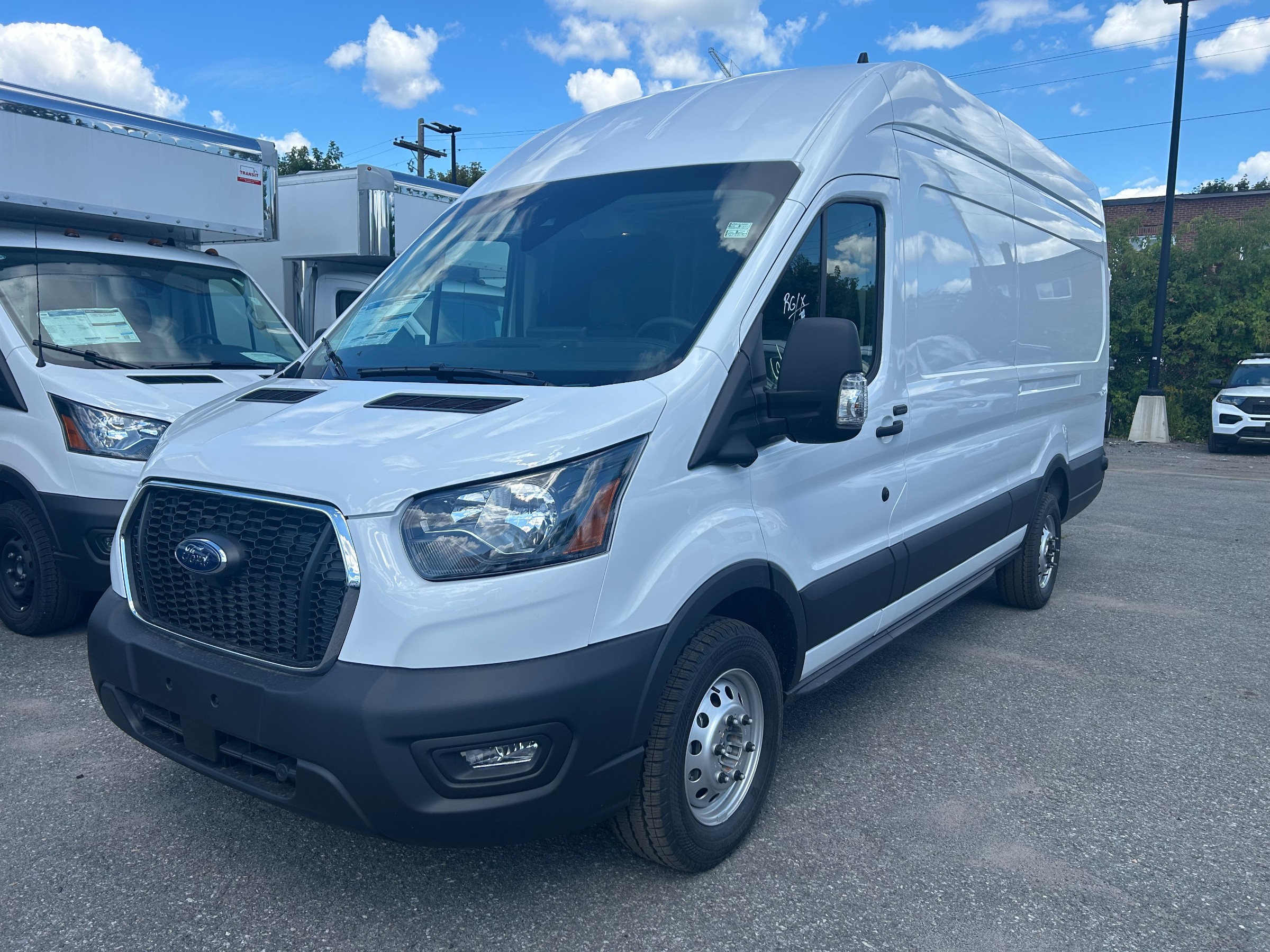 2025 Ford Transit-250 Cargo