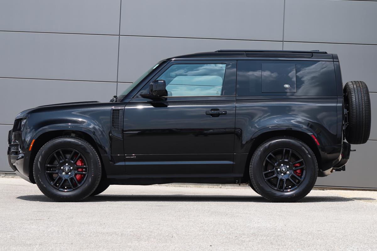 2023 Land Rover Defender